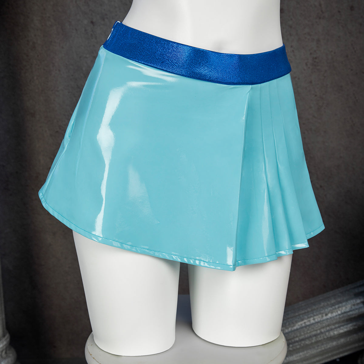 Winx Club: The Magic Is Back Bloom Cosplay Costume